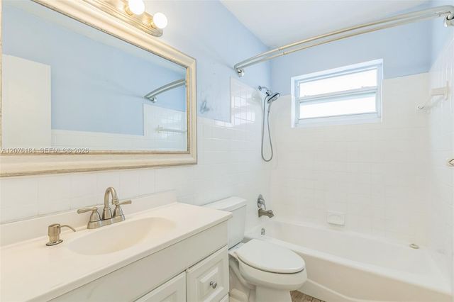 6931 SW 2nd Street 0, Pembroke Pines, FL 33023