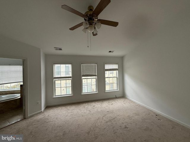 2833 GRACE FOREST PL, Vienna, VA 22180