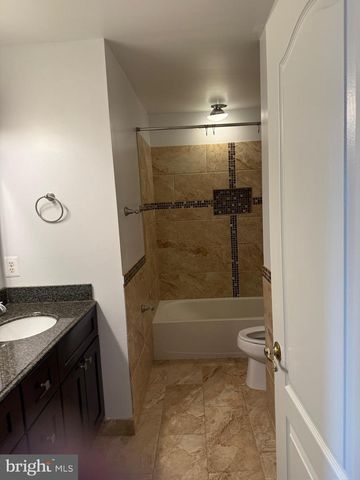 2833 GRACE FOREST PL, Vienna, VA 22180