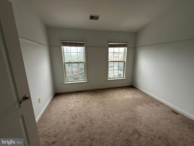2833 GRACE FOREST PL, Vienna, VA 22180