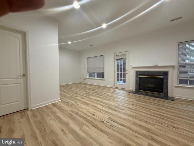 2833 GRACE FOREST PL, Vienna, VA 22180