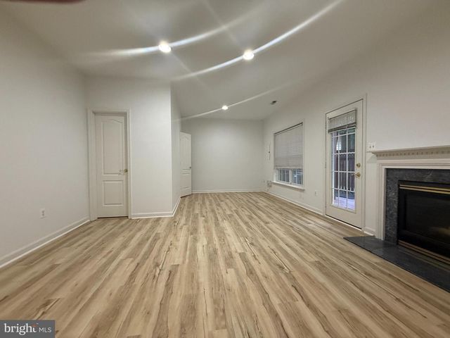 2833 GRACE FOREST PL, Vienna, VA 22180