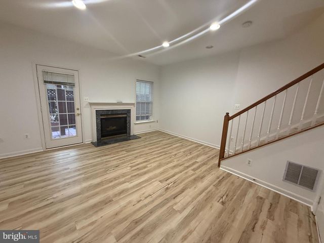 2833 GRACE FOREST PL, Vienna, VA 22180