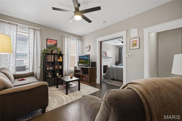 5244 Neosho Street, St Louis, MO 63109