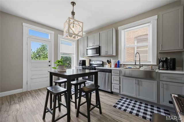 5244 Neosho Street, St Louis, MO 63109