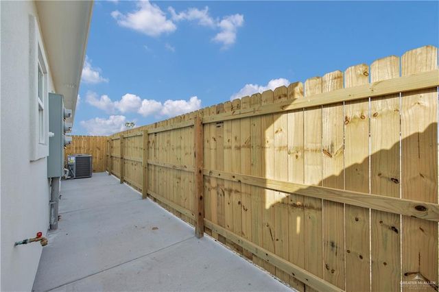 5800 Ozark Avenue, Mcallen, TX 78504