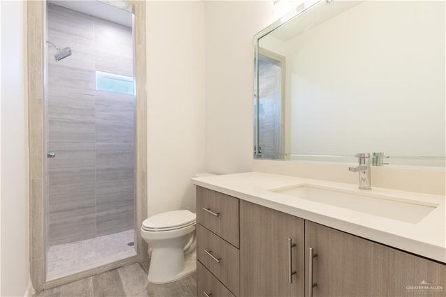 5800 Ozark Avenue, Mcallen, TX 78504