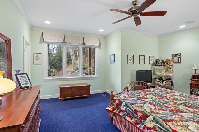 175 Overlook Drive, Flat Rock, NC 28731