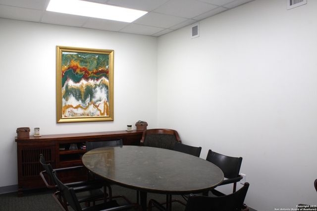 2621 North Main E, San Antonio, TX 78212