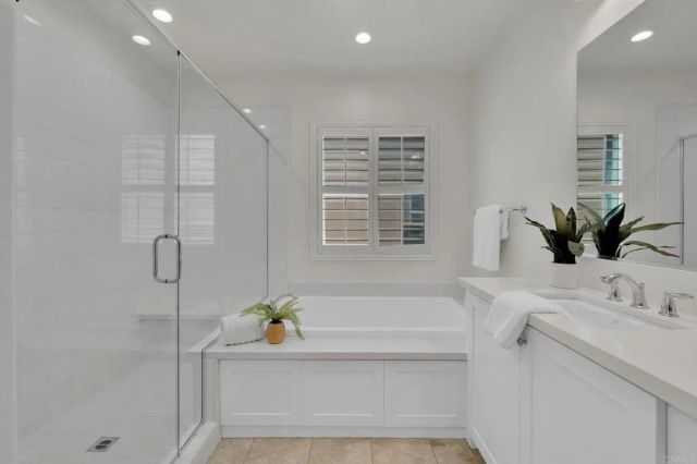 21445 Trail Ridge Drive, Escondido, CA 92029