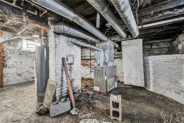 8110 Melrose Avenue, Cleveland, OH 44103