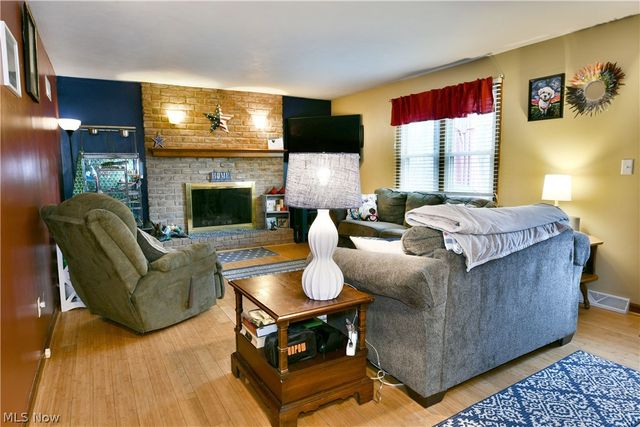 6389 Tara Drive, Youngstown, OH 44514