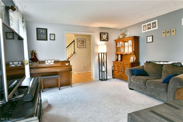 6389 Tara Drive, Youngstown, OH 44514