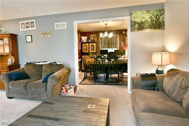 6389 Tara Drive, Youngstown, OH 44514