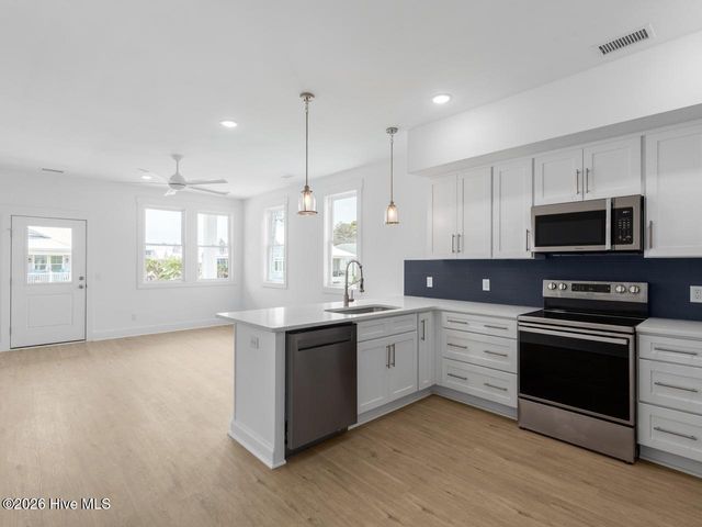 706 S Carolina Avenue 2, Carolina Beach, NC 28428