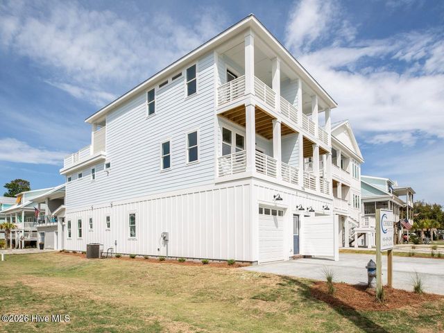 706 S Carolina Avenue 2, Carolina Beach, NC 28428