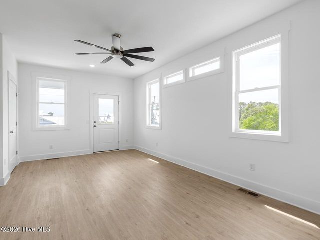 706 S Carolina Avenue 2, Carolina Beach, NC 28428