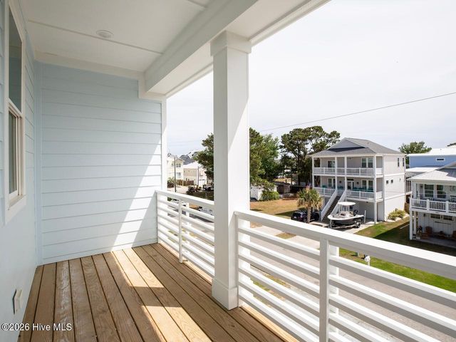 706 S Carolina Avenue 2, Carolina Beach, NC 28428