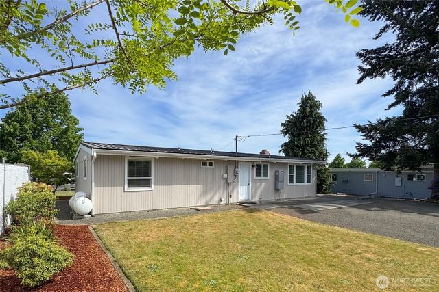 405 W Bell Street, Sequim, WA 98382