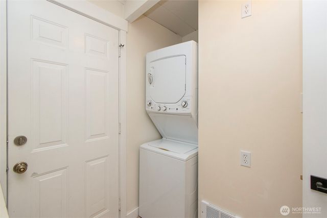 405 W Bell Street, Sequim, WA 98382