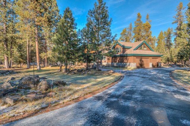 56770 Nest Pine Drive, Bend, OR 97707