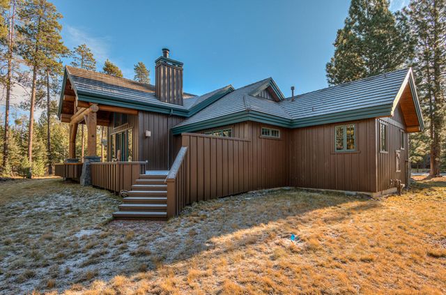 56770 Nest Pine Drive, Bend, OR 97707