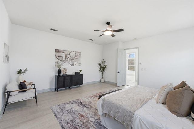 4873 NE 64th Avenue, Silver Springs, FL 34488