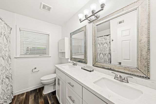 5150 Grape Street, Houston, TX 77096