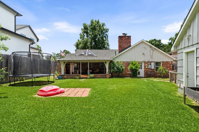 5150 Grape Street, Houston, TX 77096