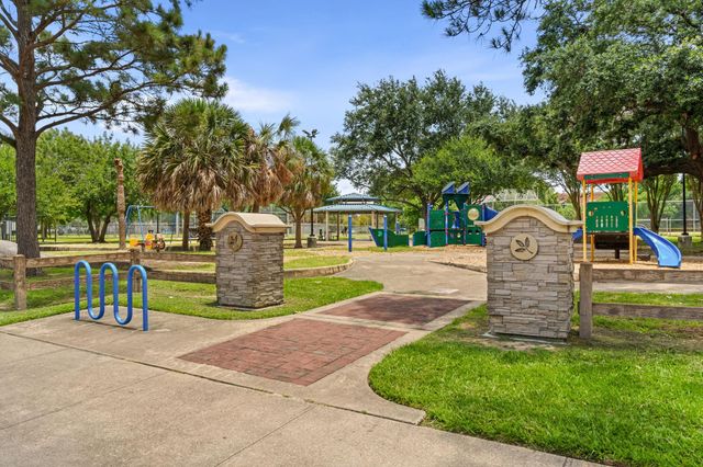 5150 Grape Street, Houston, TX 77096