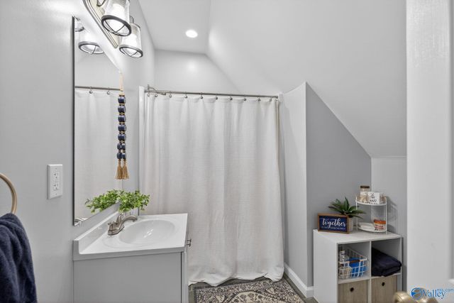 124 Jessica Drive, Wedowee, AL 36278