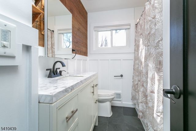 80 Lessing Rd, West Orange Twp., NJ 07052