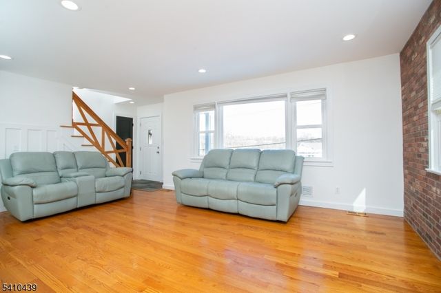 80 Lessing Rd, West Orange Twp., NJ 07052