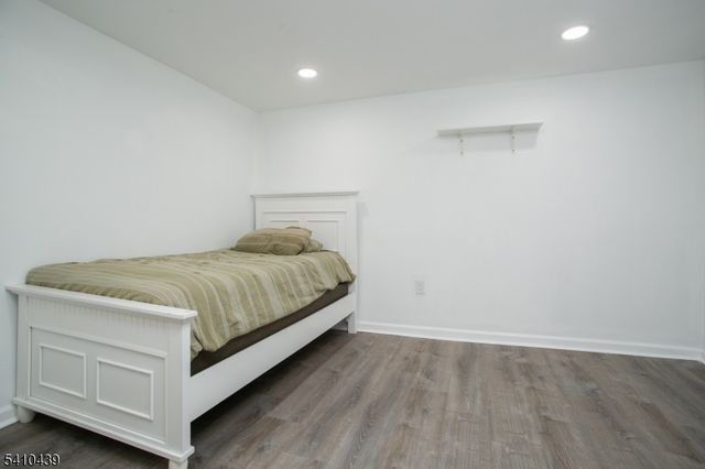 80 Lessing Rd, West Orange Twp., NJ 07052