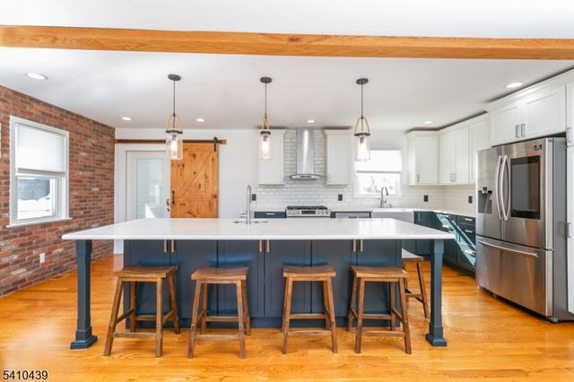 80 Lessing Rd, West Orange Twp., NJ 07052