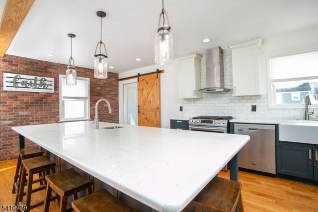 80 Lessing Rd, West Orange Twp., NJ 07052