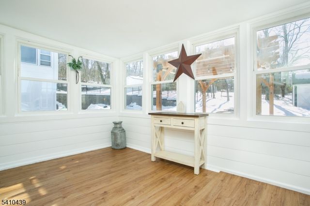 80 Lessing Rd, West Orange Twp., NJ 07052