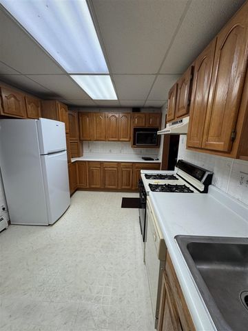 11285 Northland Drive, Big Rapids, MI 49307