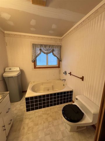 11285 Northland Drive, Big Rapids, MI 49307