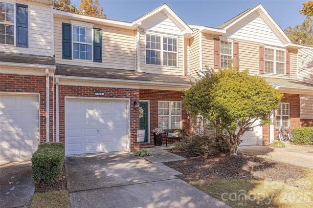 124 Clydesdale Court, Matthews, NC 28104