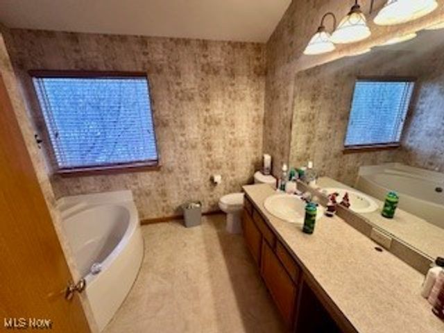 456 Weatherstone Drive, Wadsworth, OH 44281