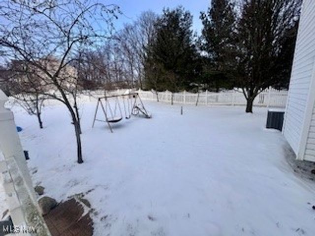 456 Weatherstone Drive, Wadsworth, OH 44281