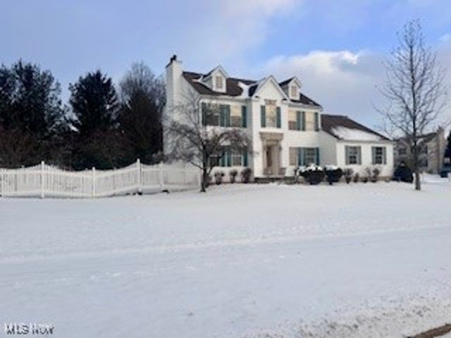 456 Weatherstone Drive, Wadsworth, OH 44281