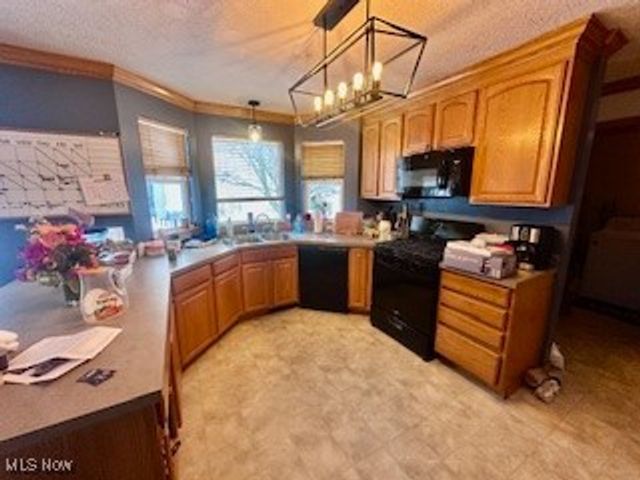 456 Weatherstone Drive, Wadsworth, OH 44281