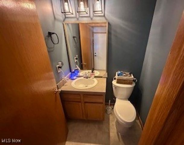 456 Weatherstone Drive, Wadsworth, OH 44281