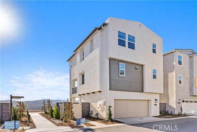 262 Heartland Way, Rancho Mission Viejo, CA 92694