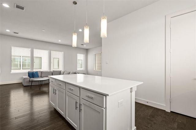 9609 Marlive Lane B, Houston, TX 77025