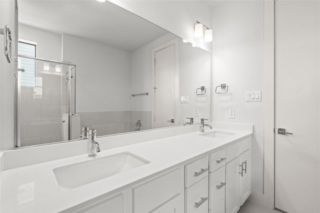 9609 Marlive Lane B, Houston, TX 77025