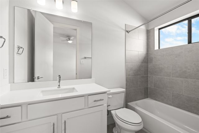9609 Marlive Lane B, Houston, TX 77025
