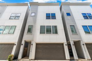 9609 Marlive Lane B, Houston, TX 77025